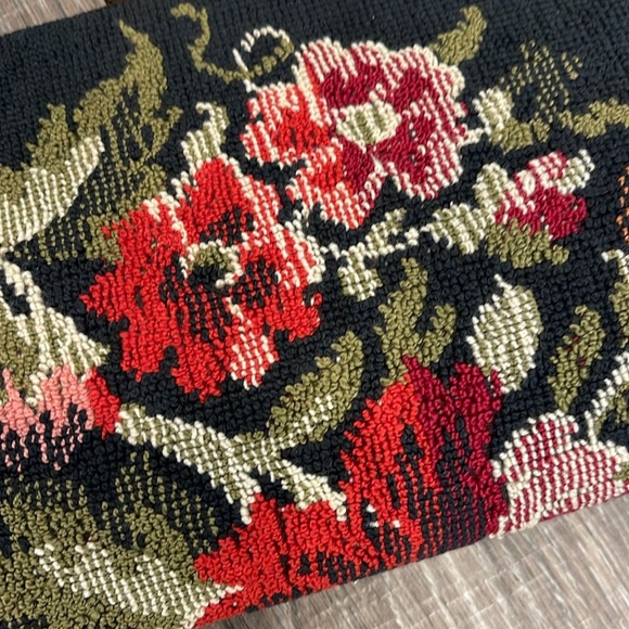 Needlepoint clutch with chain strap - Picture 2 of 5